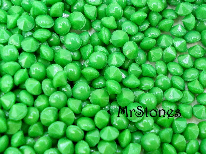 3mm (3189) (12ss) Light Forest Green Round Buff Top Doublet