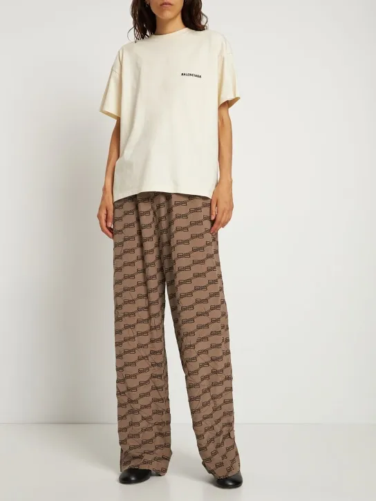 Balenciaga   Medium fit embroidered cotton t-shirt 