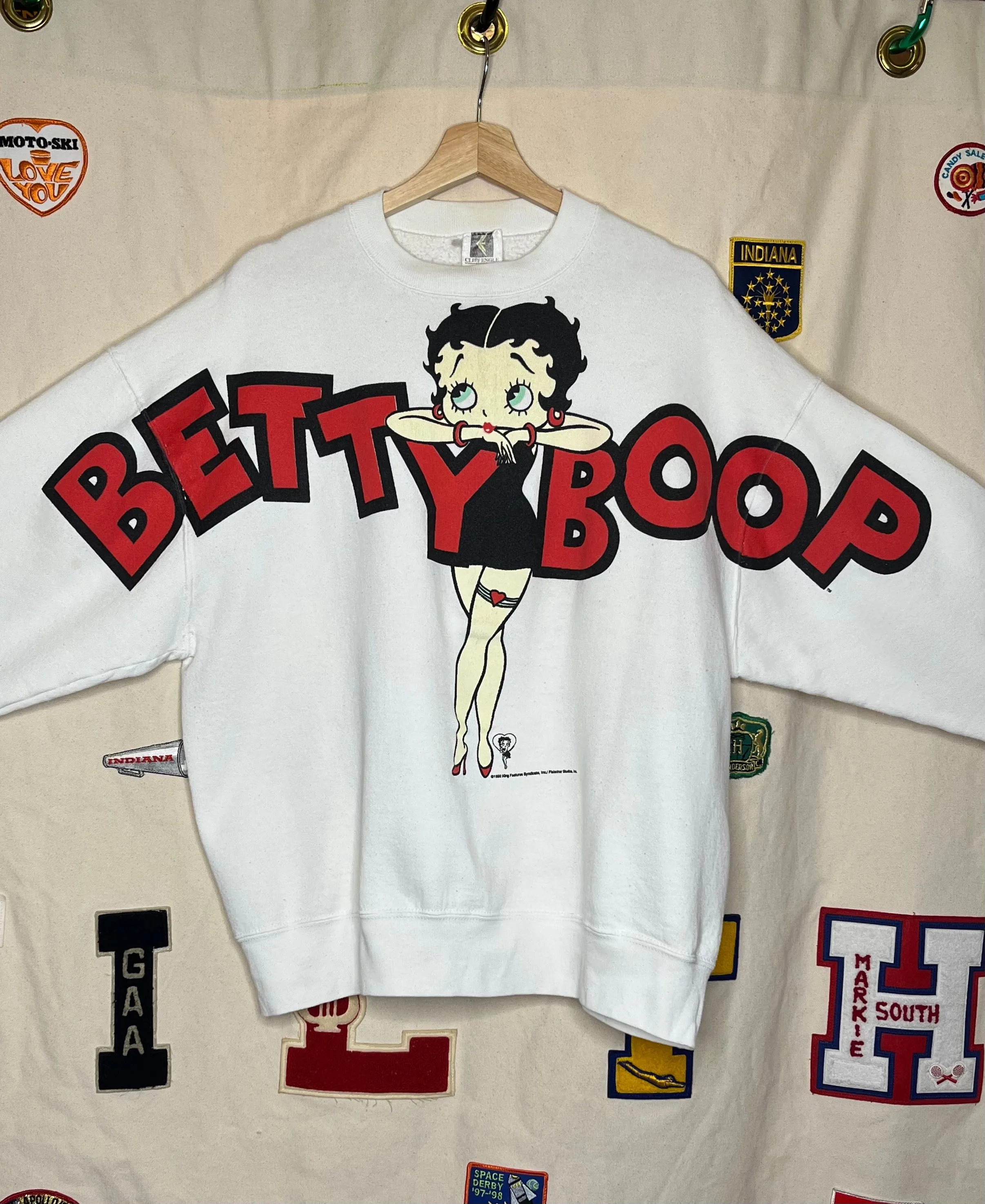 Betty Boop White Spell-Out Crewneck: L/XL