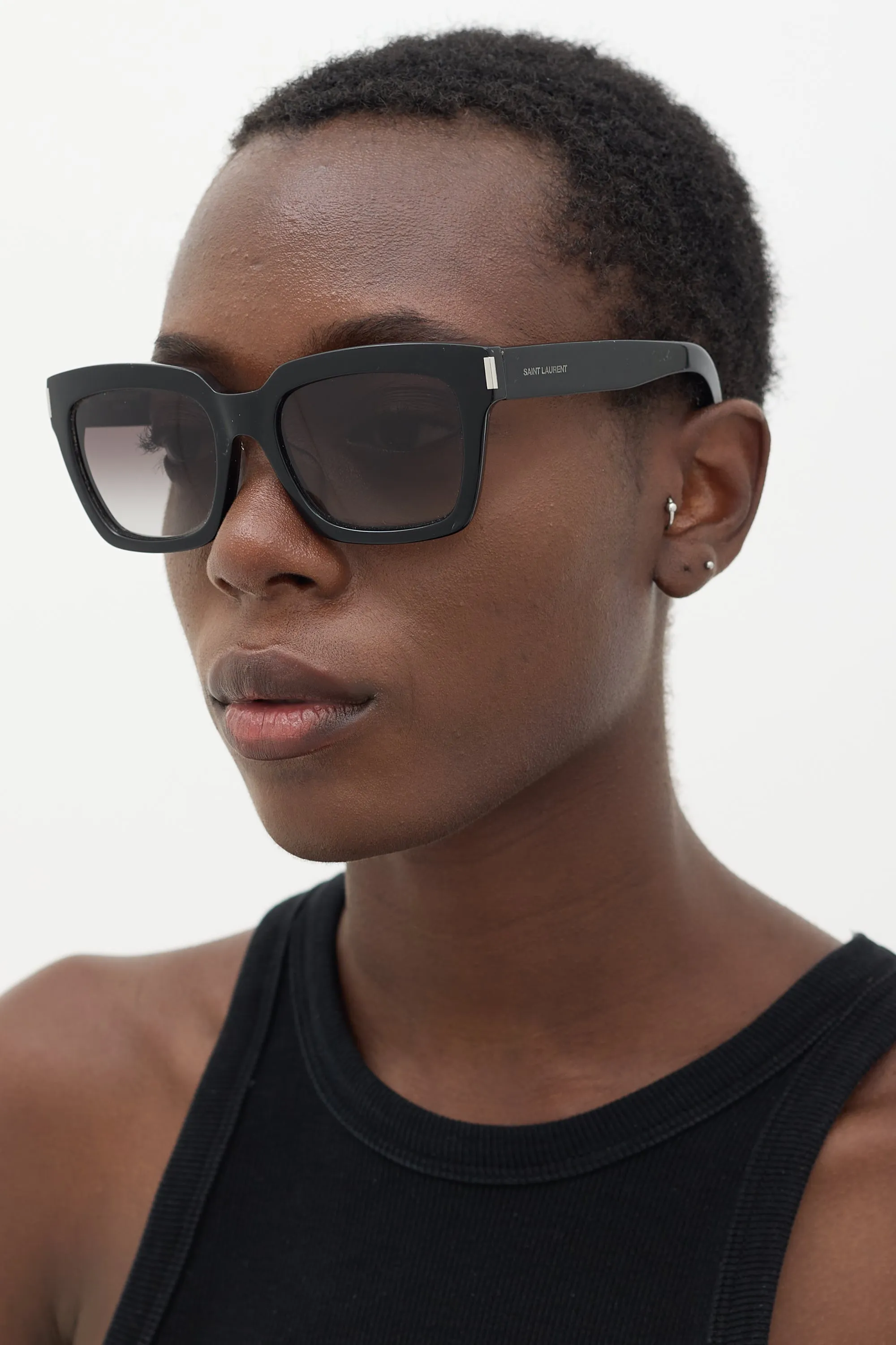 Black Bold 1F Wayfarer Sunglasses