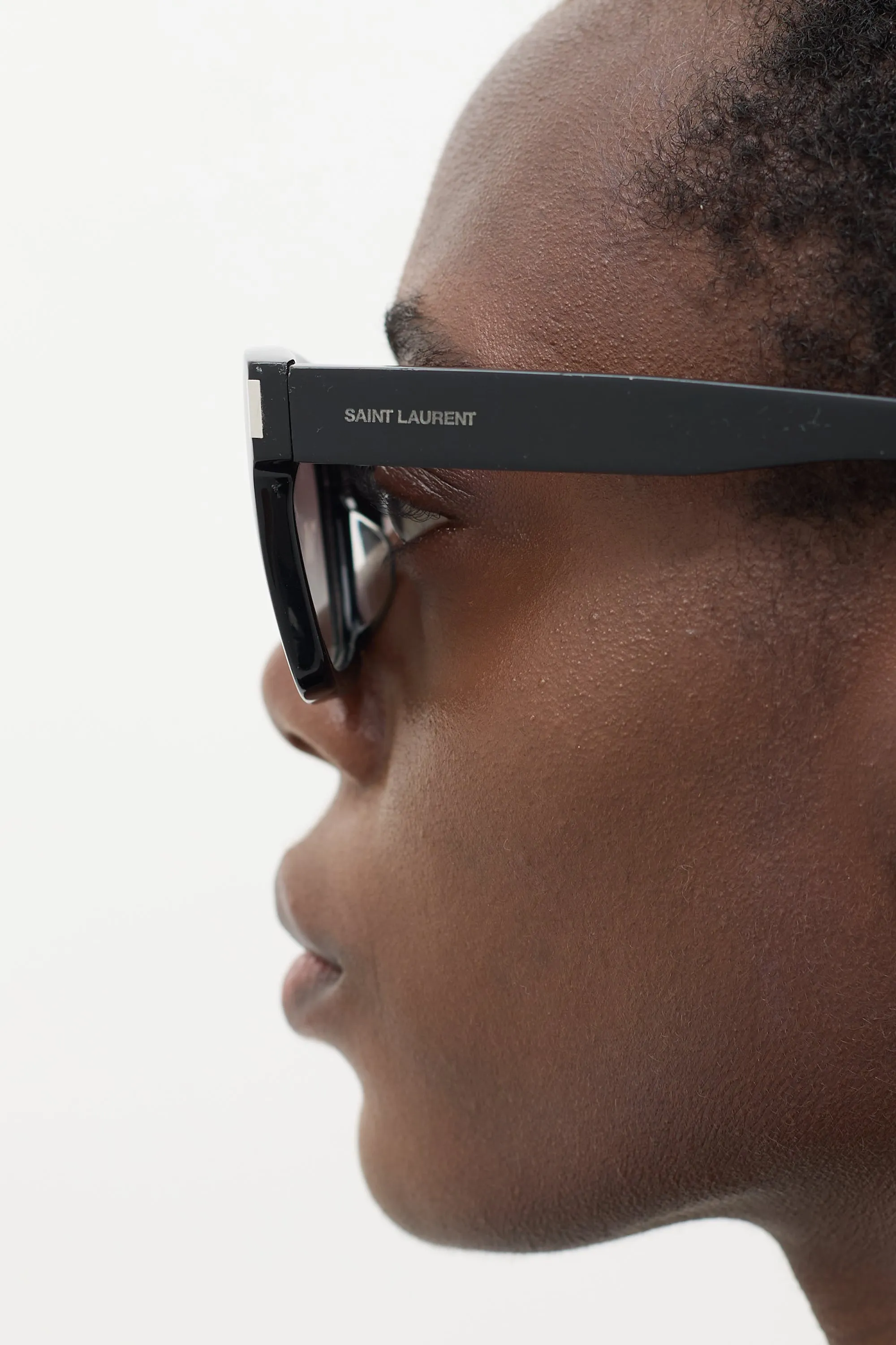 Black Bold 1F Wayfarer Sunglasses