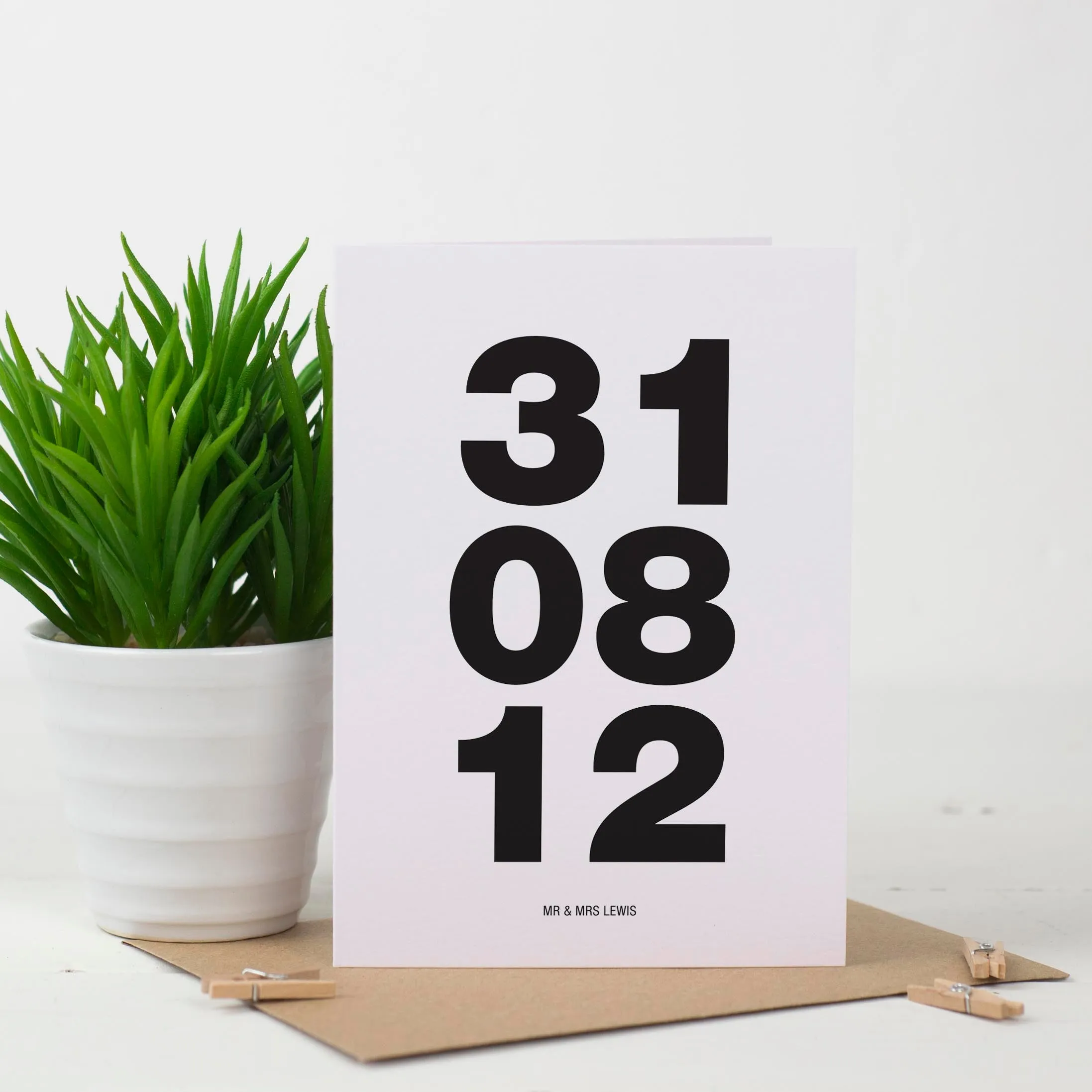 Bold Dates Card