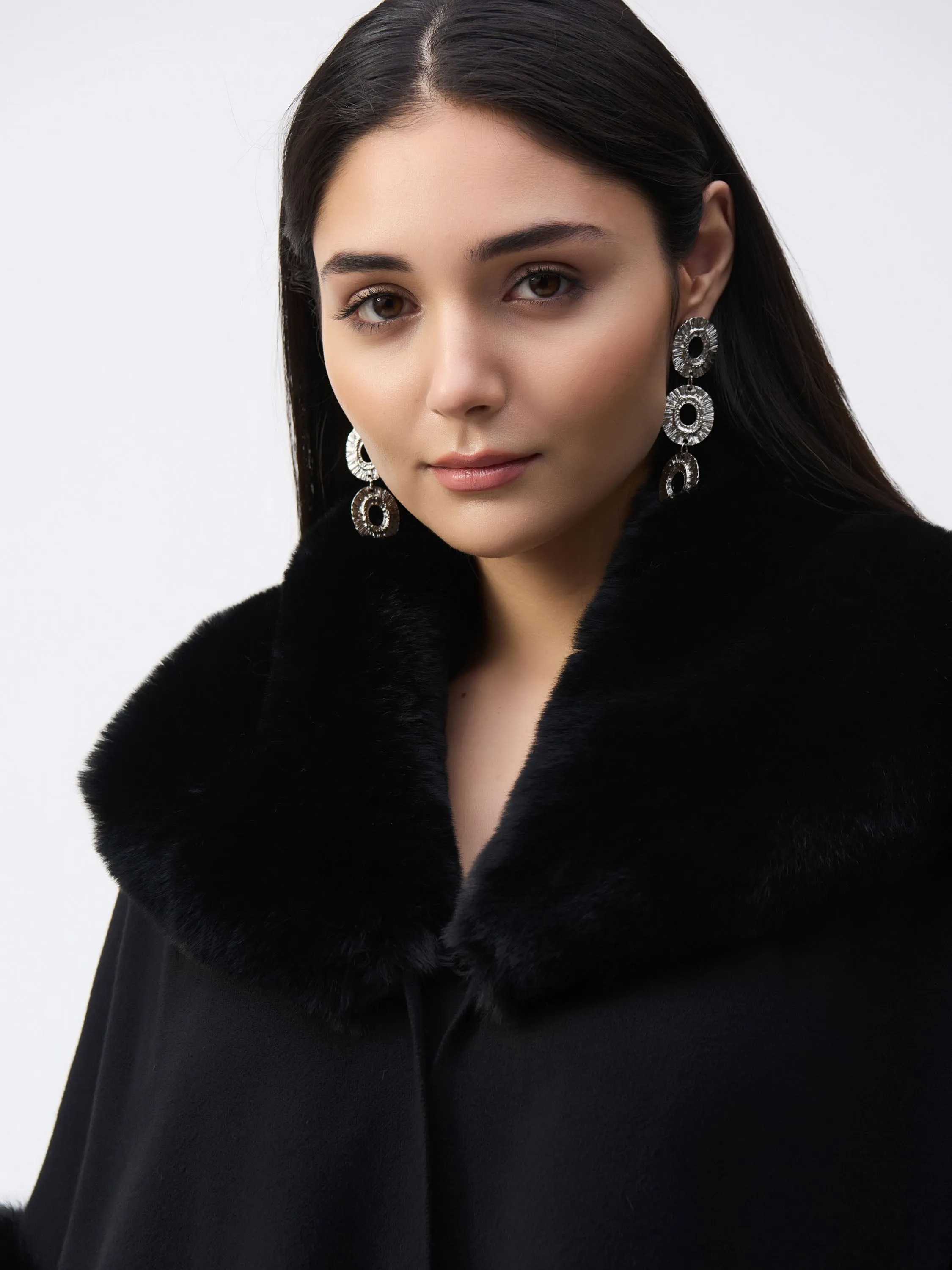 Faux Fur Trim Cape, Black