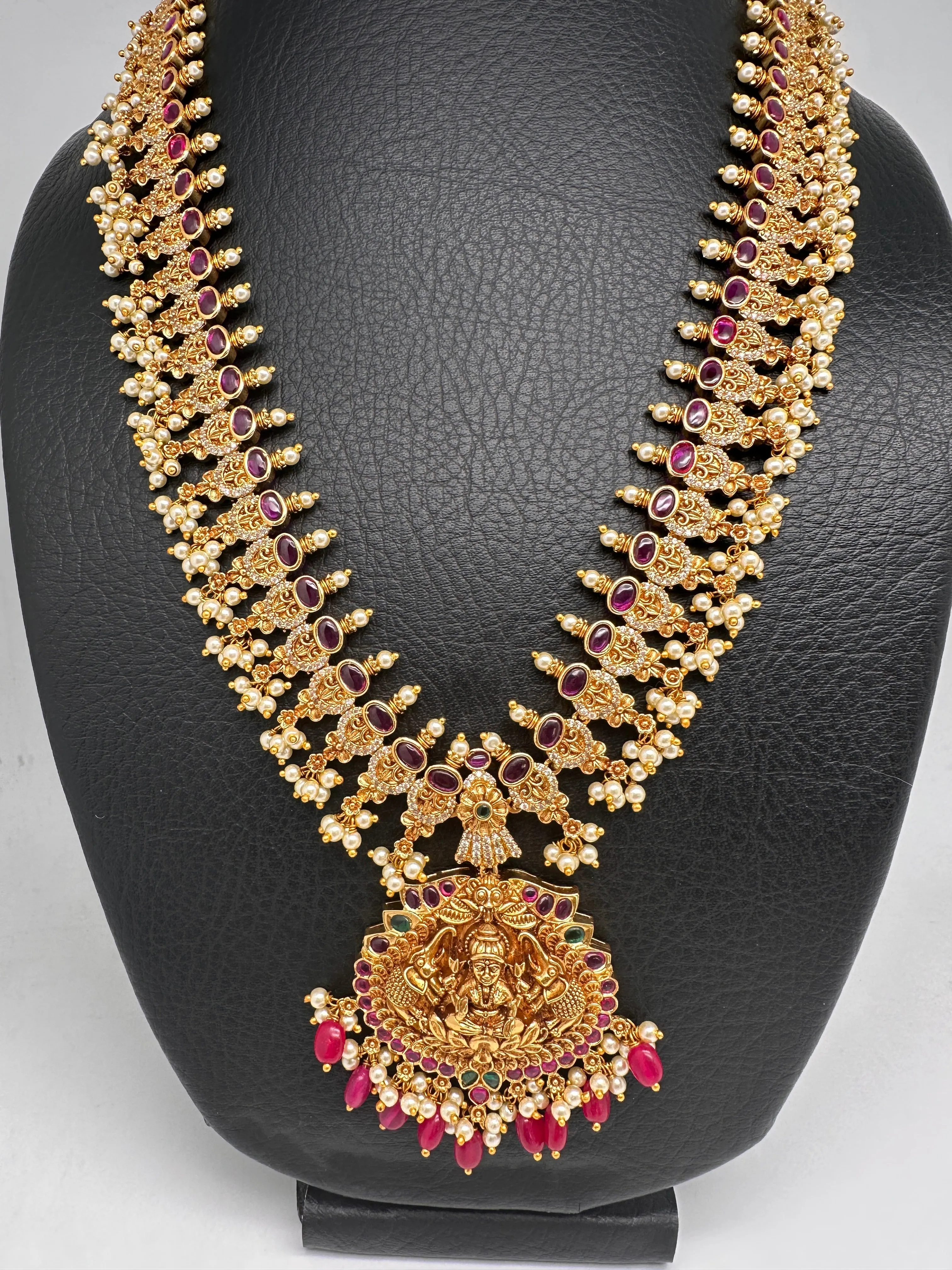 Goddess Lakshmi AD Red Kemp Red Beads Guttapusalu Necklace