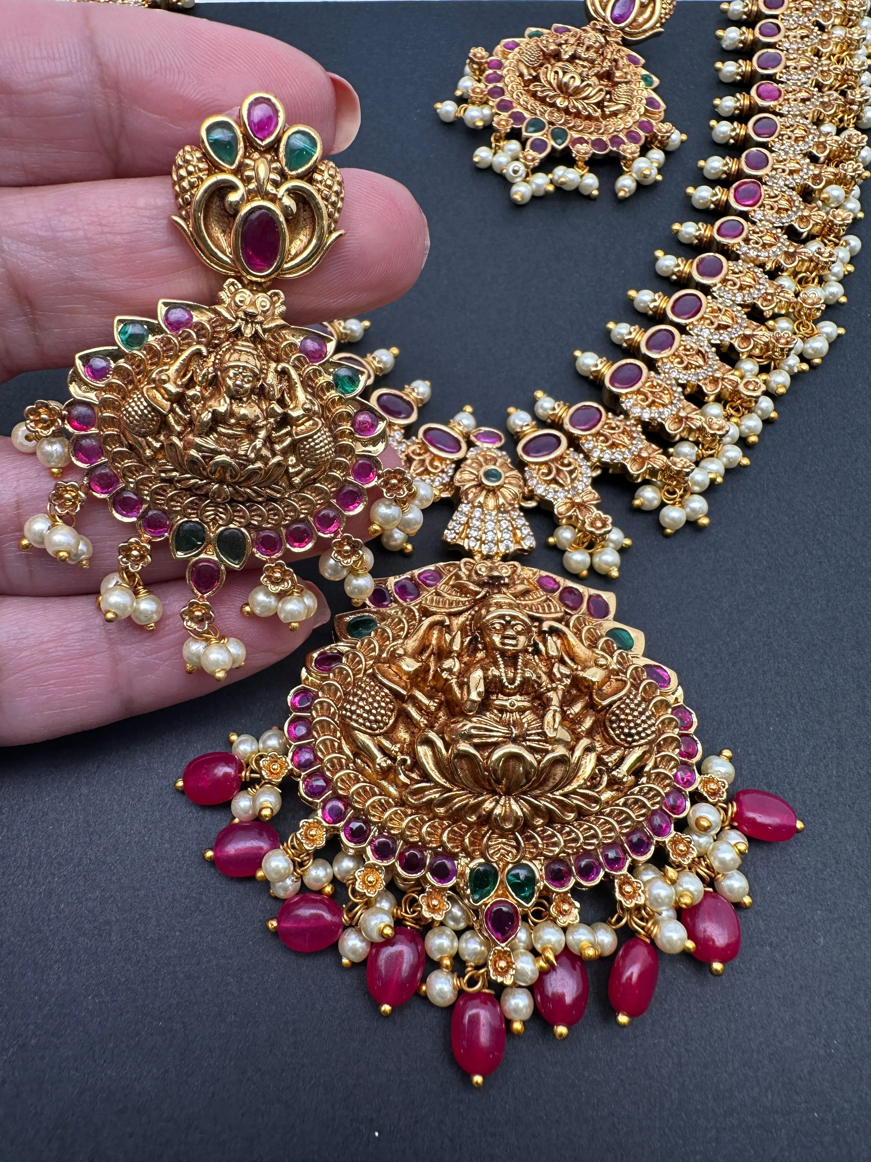 Goddess Lakshmi AD Red Kemp Red Beads Guttapusalu Necklace