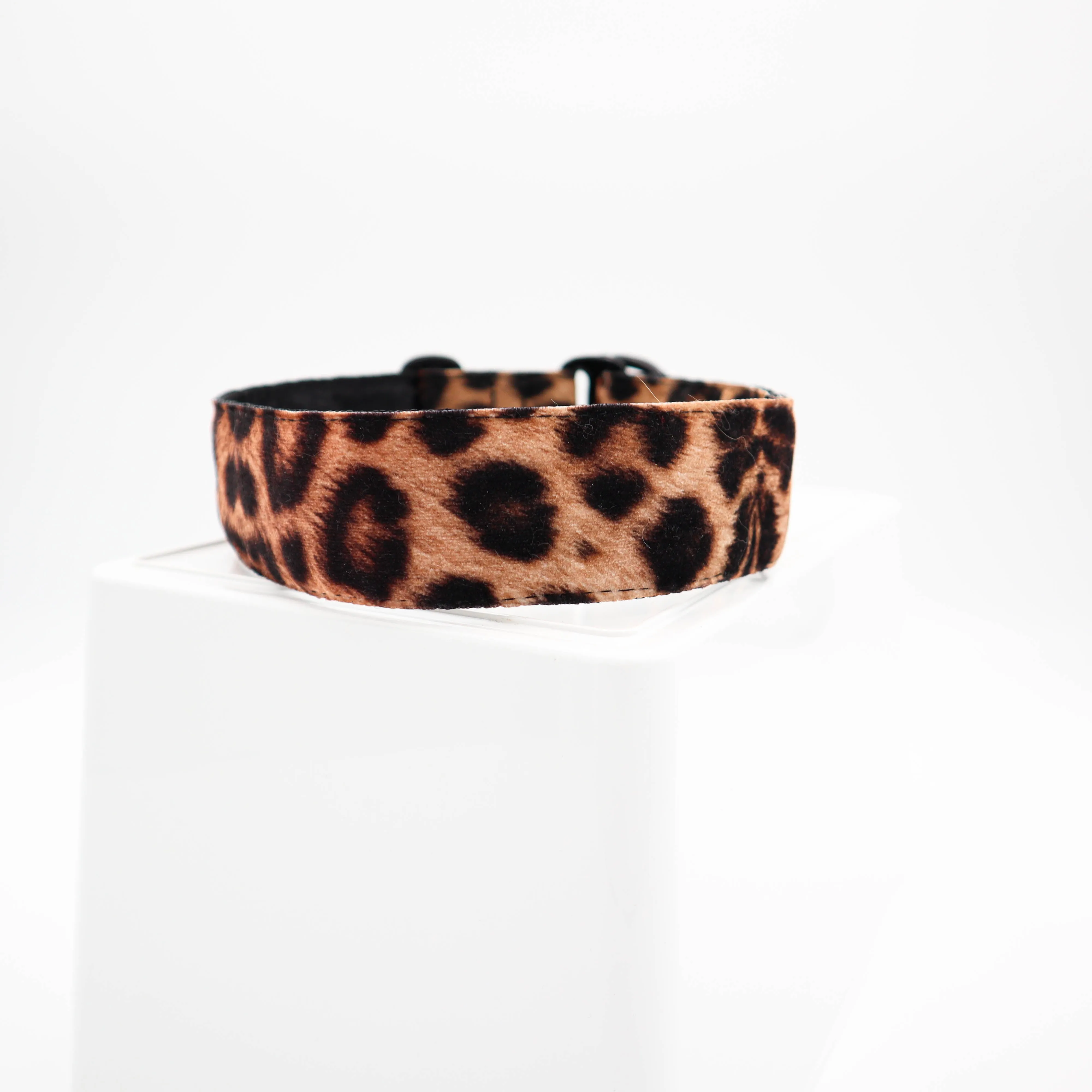 Handmade Dog Collar | Panther | Width: 15-20-25-30-40 mm