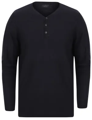 Hoggle Cotton Slub Henley Jumper In Dark Navy - Dissident