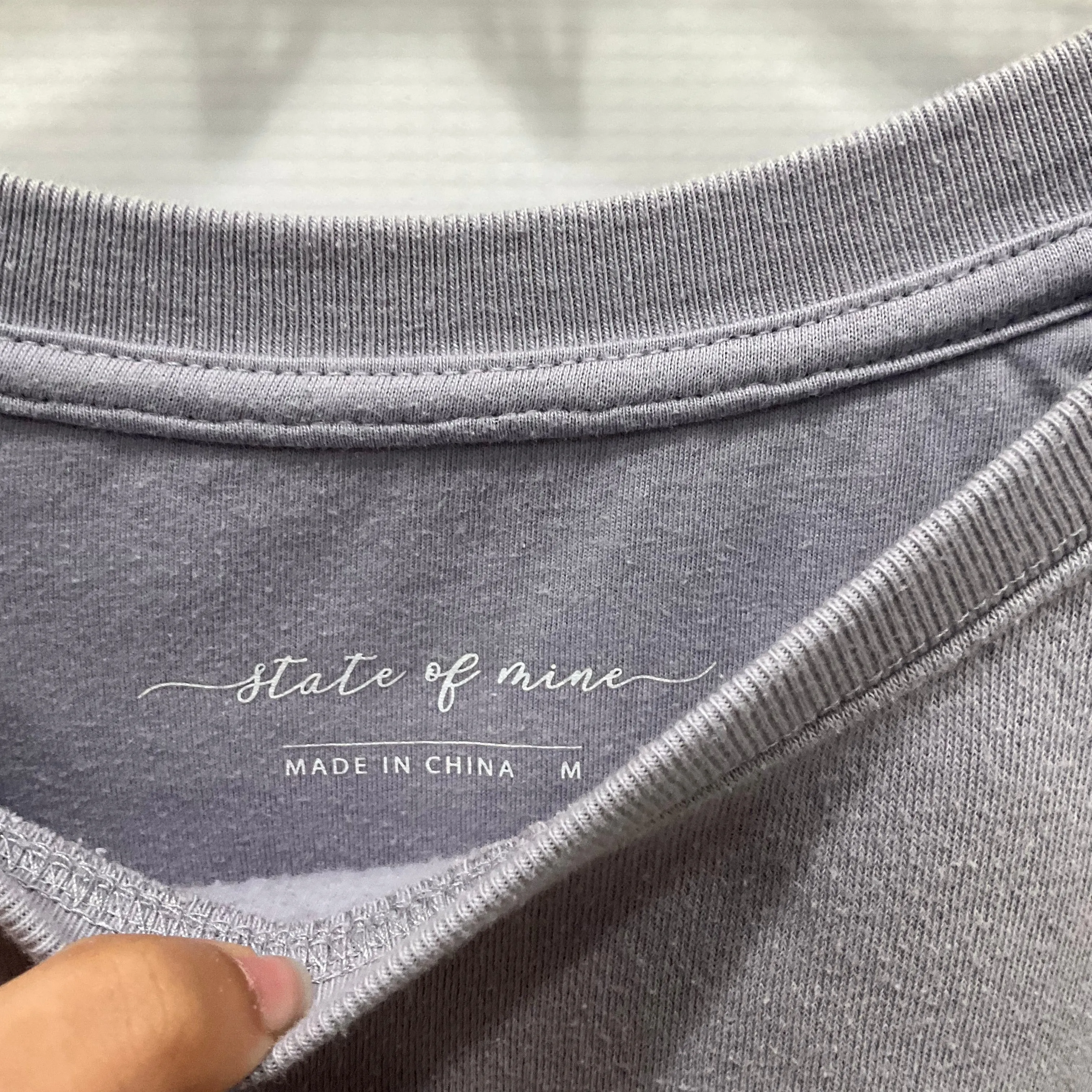 Lavender Sweatshirt Crewneck Clothes Mentor, Size M