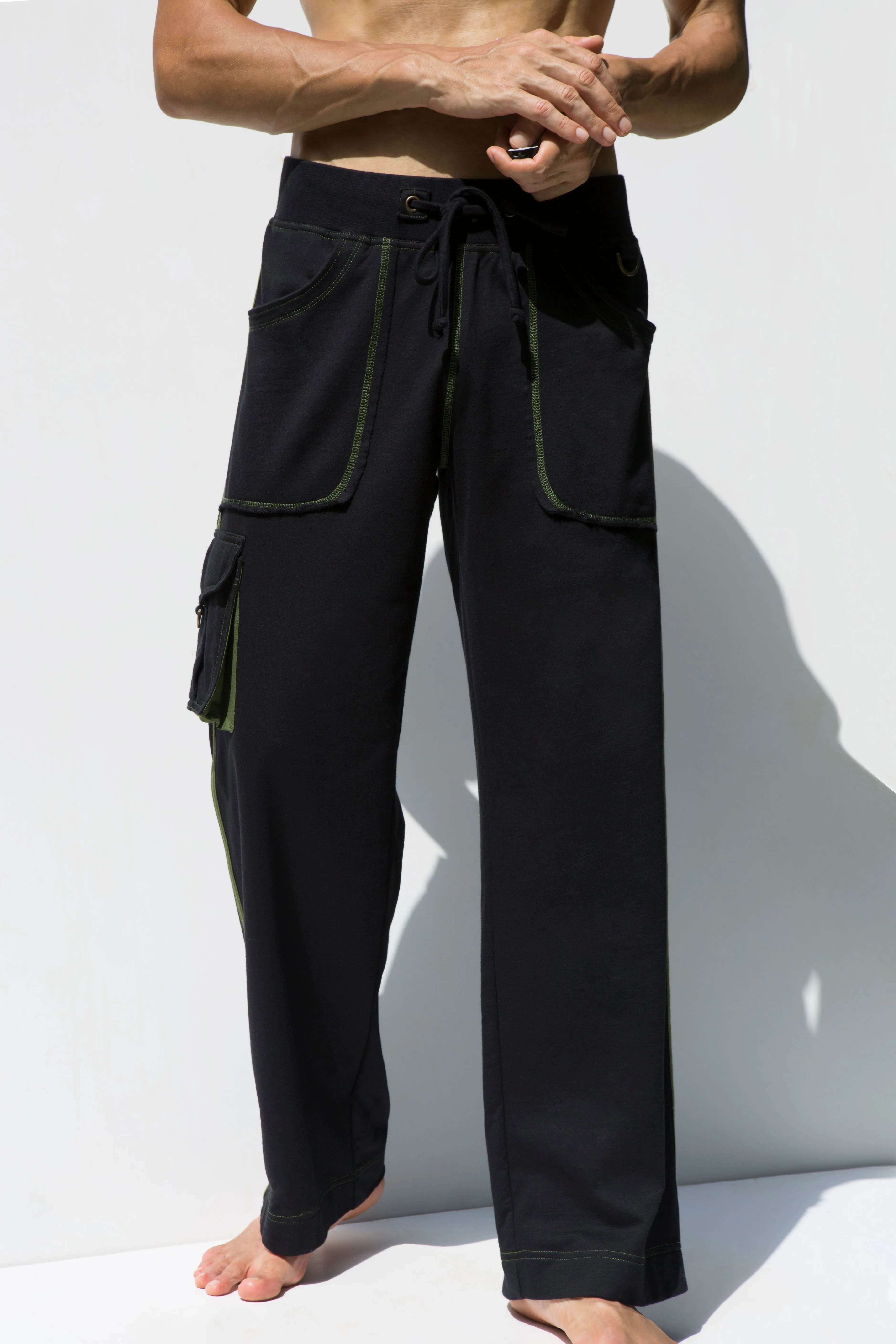 Men Cargo Training  - Black