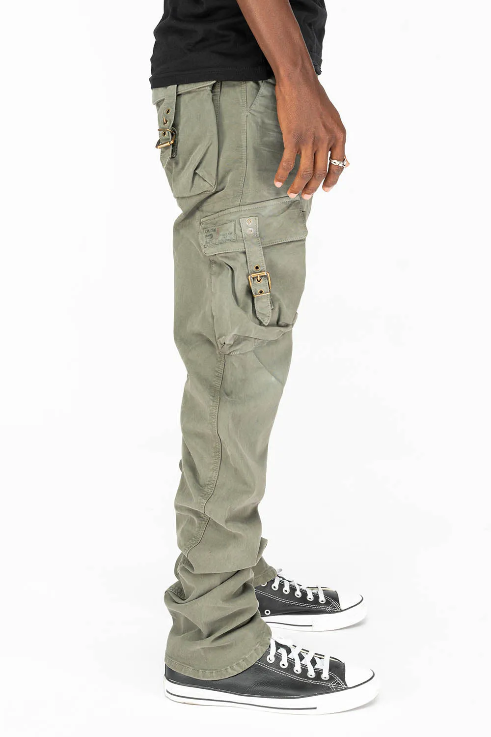 MENS MILITARY STYLE CARGO PANTS IN OLIVE DYE