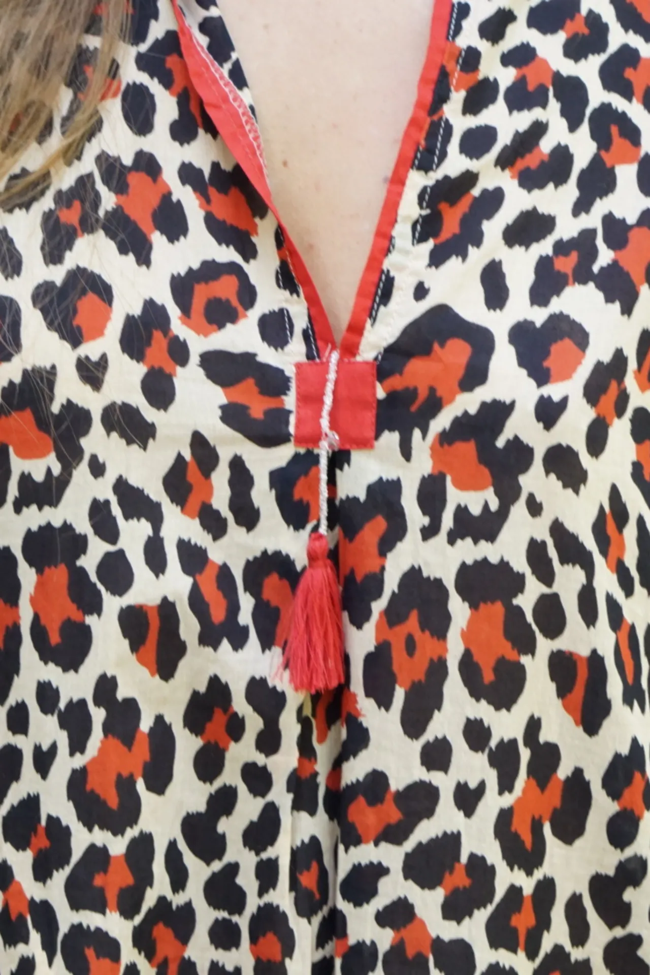 ROBE MI-LONGUE ANIMAL ROUGE