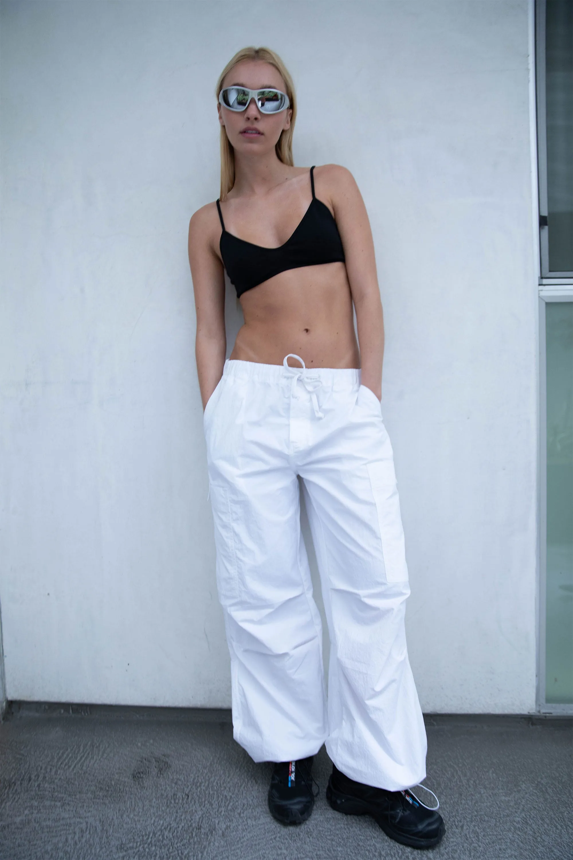 WIDE LEG PARACHUTE PANT