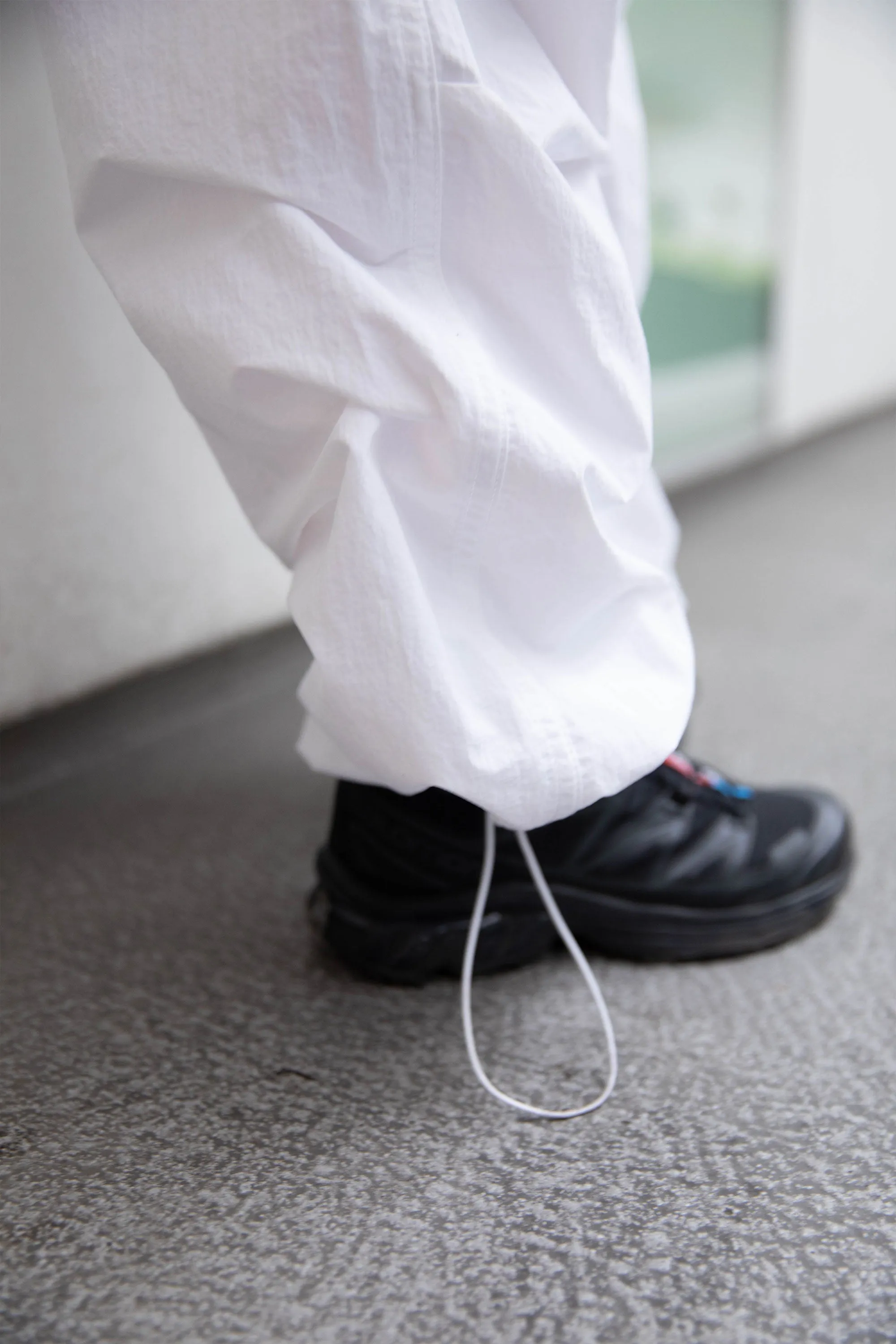 WIDE LEG PARACHUTE PANT
